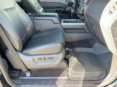Used 2016 Ford F350 Lariat w/ Lariat Ultimate Package image 29