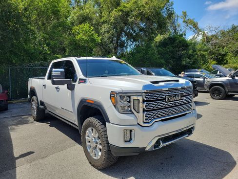 Used 2021 GMC Sierra 2500 Denali w/ Denali Ultimate Package AWD/4WD image 3
