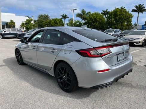 Used 2025 Honda Civic Sport image 3