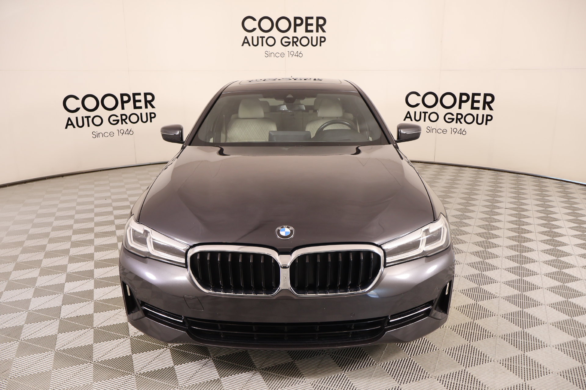 Used 2022 BMW 540i xDrive w/ Executive Package AWD/4WD image 9