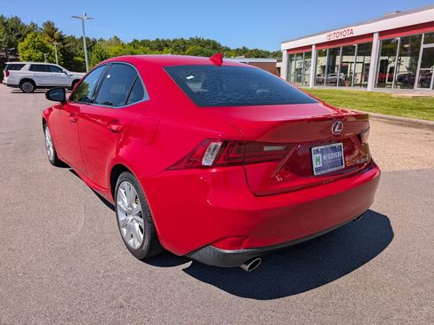 Used 2016 Lexus IS 200t RWD image 3