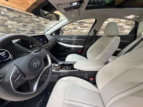 Used 2022 Hyundai Sonata SEL w/ Convenience Package FWD image 13