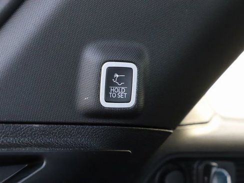 New 2025 Jeep Grand Cherokee Limited AWD/4WD image 8