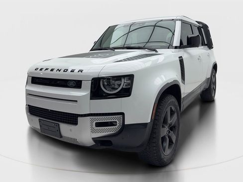 Used 2023 Land Rover Defender 110 S AWD/4WD image 4
