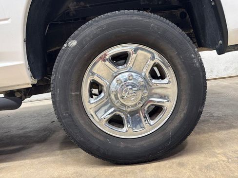 Used 2018 RAM 2500 Tradesman w/ Chrome Appearance Group AWD/4WD image 37