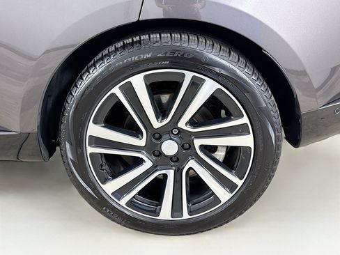 Used 2023 Land Rover Range Rover SE AWD/4WD image 34