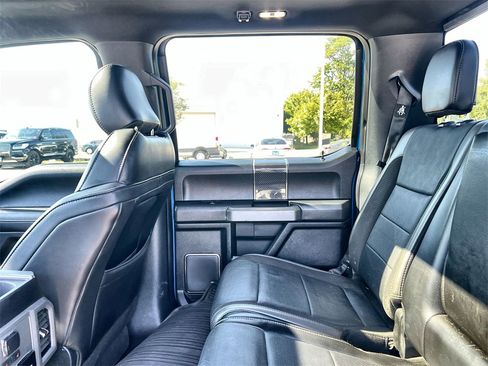 Used 2019 Ford F150 Raptor w/ Equipment Group 802A Luxury image 12