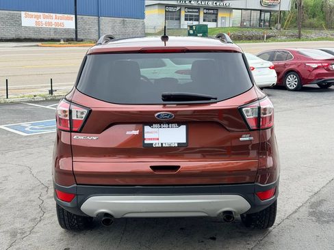 Used 2018 Ford Escape SE AWD/4WD image 5