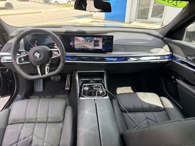 Used 2026 BMW 740i xDrive AWD/4WD image 12