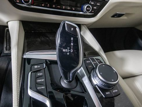 Used 2023 BMW 540i w/ M Sport Package RWD image 26
