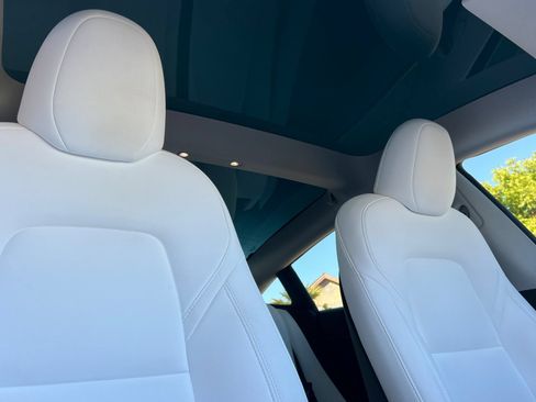 Used 2023 Tesla Model 3 Standard Range RWD image 19