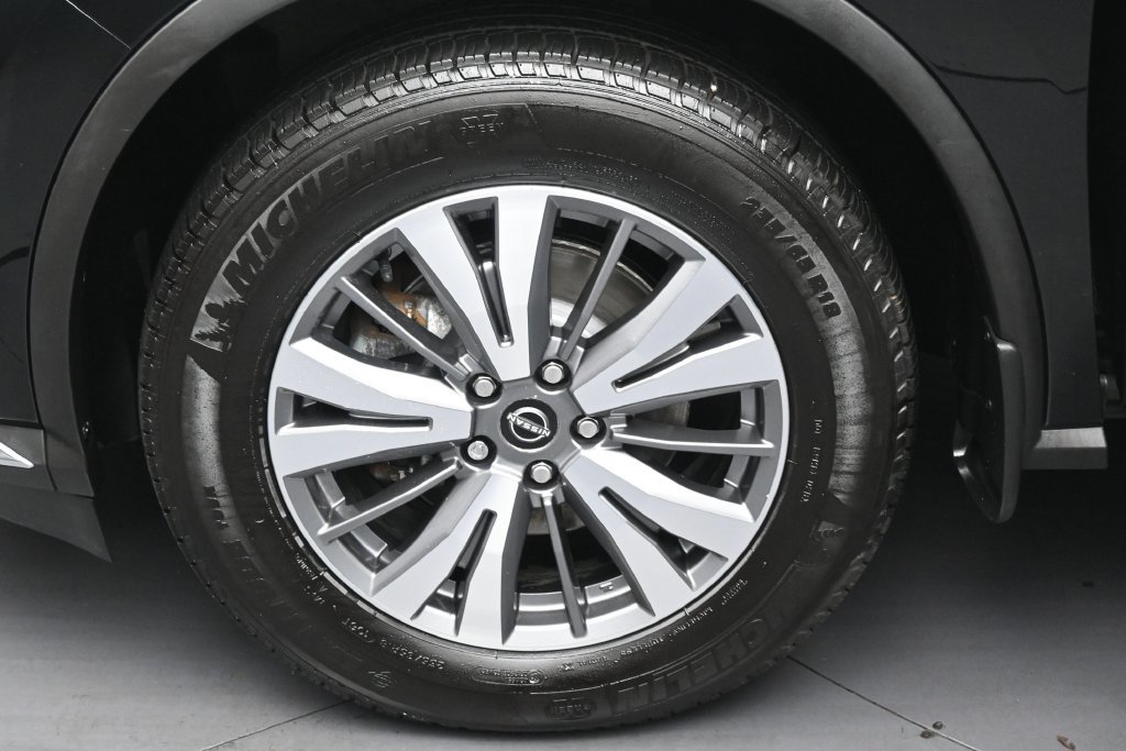 Used 2023 Nissan Murano S AWD/4WD image 12