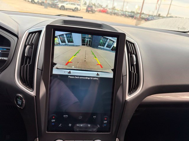 Used 2024 Ford Edge SEL AWD/4WD image 11