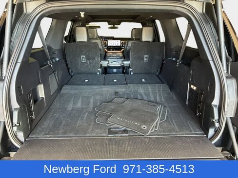 Used 2025 Ford Expedition Max Platinum w/ Stealth Performance Package AWD/4WD image 32