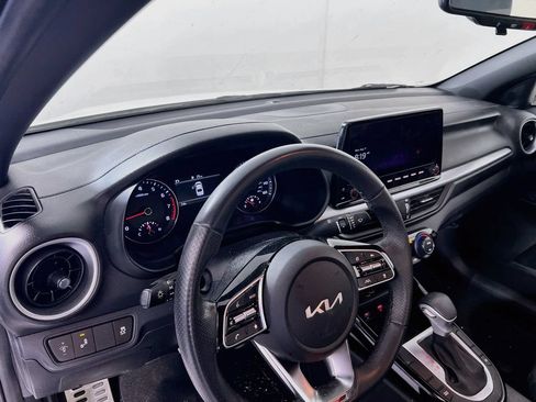 Certified 2024 Kia Forte GT-Line FWD image 7