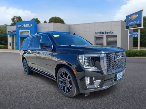 Used 2024 GMC Yukon XL Denali Ultimate w/ LPO, Floor Liner Package AWD/4WD image 2