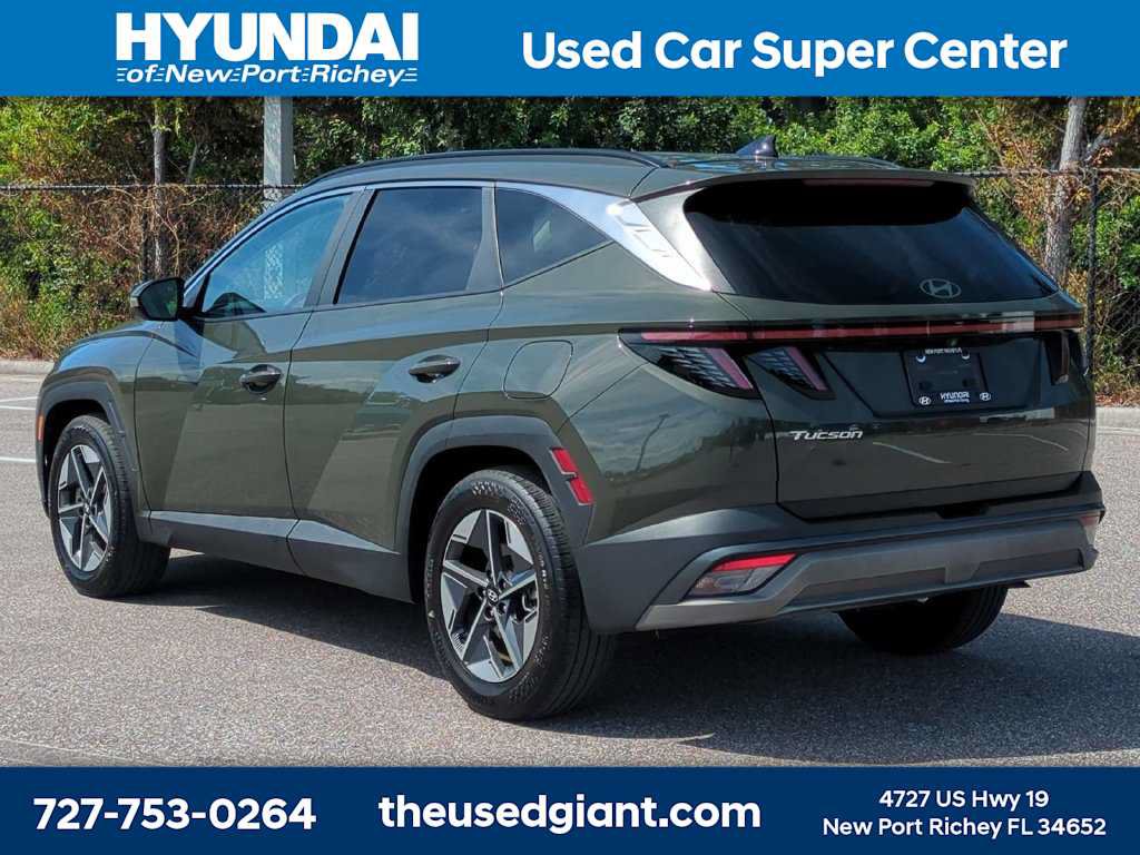 Certified 2025 Hyundai Tucson SEL FWD image 3