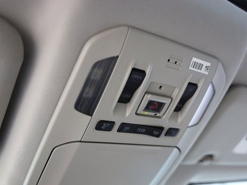 Certified 2021 Toyota Highlander Limited image 32