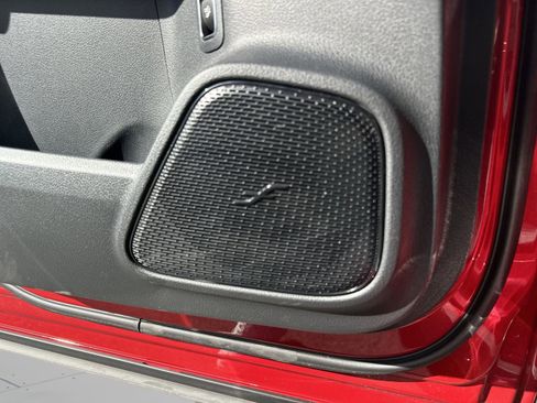 Used 2024 Mercedes-Benz EQB 300 4MATIC image 27