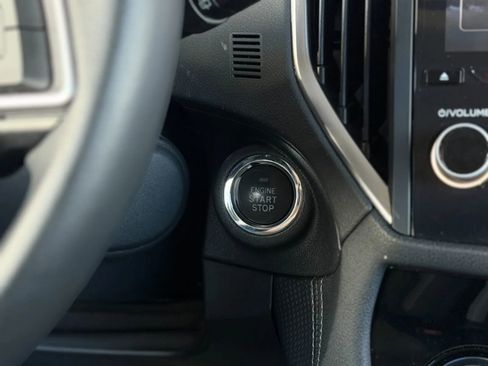 Used 2021 Subaru Forester Limited image 28