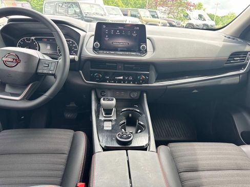 Used 2026 Nissan Rogue SV w/ Rock Creek Premium Package AWD/4WD image 20
