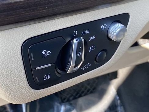 Used 2023 Audi Q5 2.0T Prestige image 30