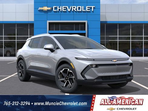 New 2026 Chevrolet Equinox EV LT image 7