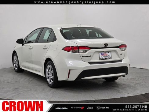 Used 2021 Toyota Corolla LE w/ Carpet Mat Package (TMS) image 5