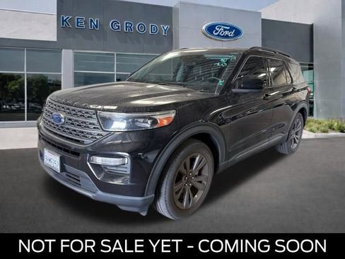 Used 2023 Ford Explorer XLT w/ Equipment Group 202A image 1