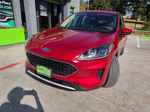 Used 2020 Ford Escape SE FWD image 53