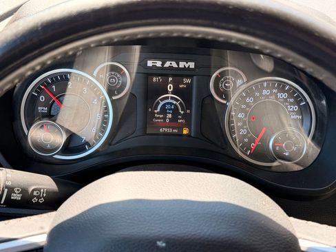 Used 2020 RAM 1500 Big Horn AWD/4WD image 14