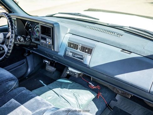 Used 1990 Chevrolet Silverado 3500 2WD Regular Cab image 60