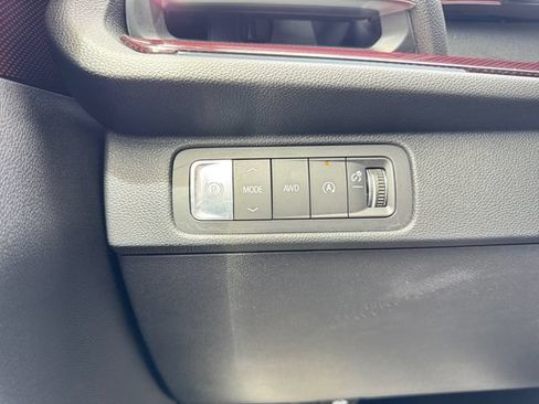 Used 2026 Chevrolet Traverse Z71 AWD/4WD image 24