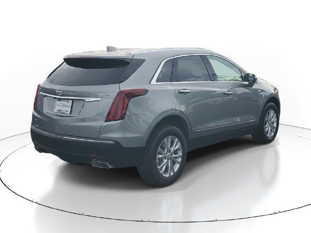 Used 2025 Cadillac XT5 Luxury w/ LPO, Floor Liner Package AWD/4WD image 4