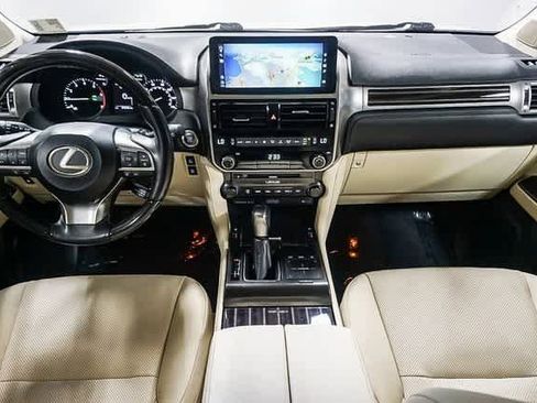 Used 2023 Lexus GX 460 Premium w/ Accessory Package image 13