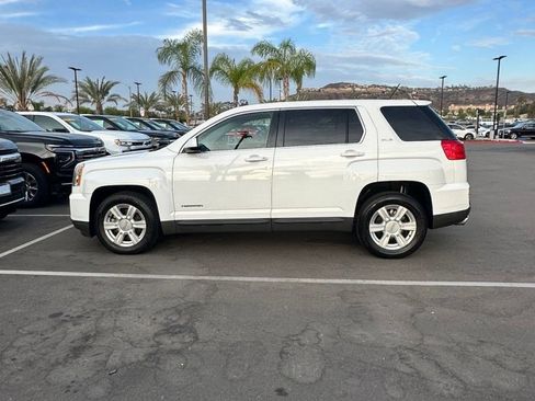 Used 2016 GMC Terrain SLE FWD image 2