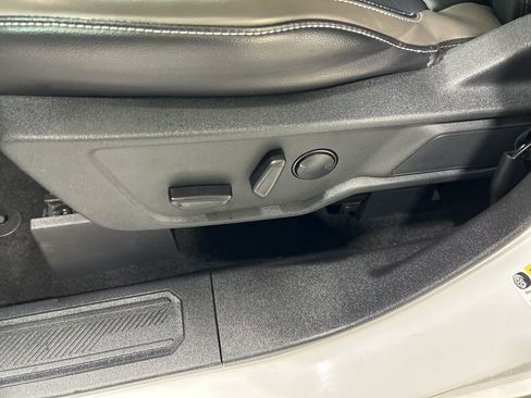 Used 2025 Ford Bronco Outer Banks image 13