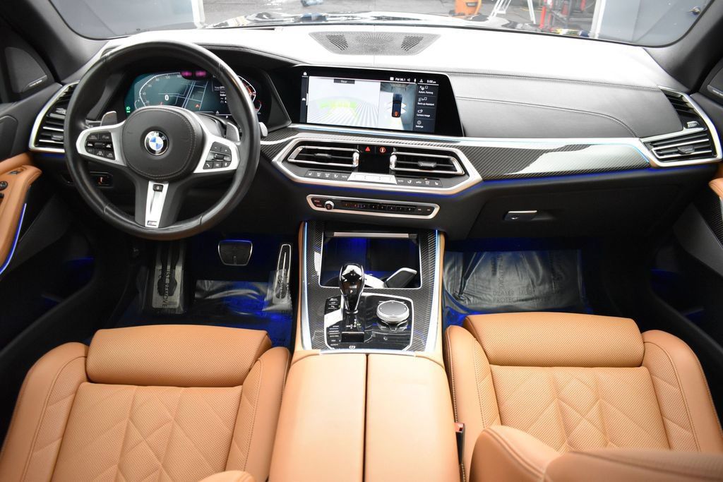 Used 2023 BMW X5 xDrive40i w/ M Sport Edition AWD/4WD image 16