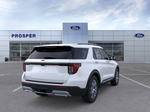 New 2026 Ford Explorer Platinum RWD image 8