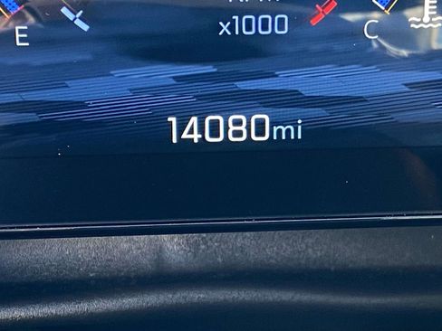 Used 2025 Chevrolet Equinox LT w/ Midnight Edition image 43