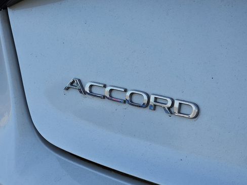 Used 2023 Honda Accord LX image 10