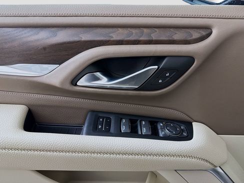 Used 2022 GMC Yukon Denali AWD/4WD image 18