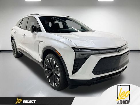Used 2025 Chevrolet Blazer EV RS AWD/4WD image 5
