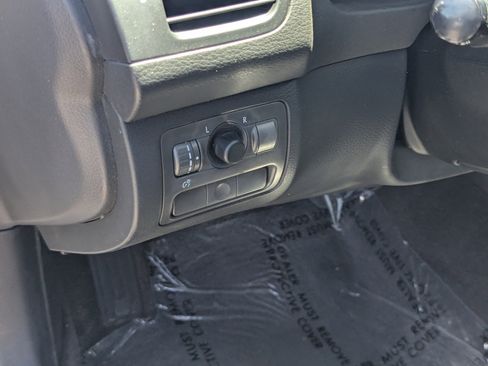 Used 2006 Subaru Legacy 2.5i Limited image 17