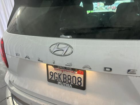 Used 2023 Hyundai Palisade Calligraphy image 11