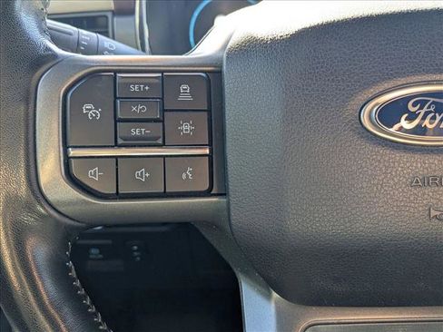 Used 2022 Ford F150 Lariat image 11