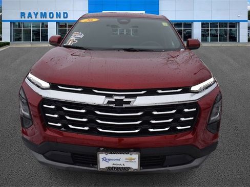 Used 2026 Chevrolet Equinox LT image 8