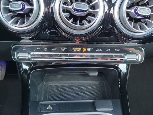 Certified 2025 Mercedes-Benz CLA 250 image 18