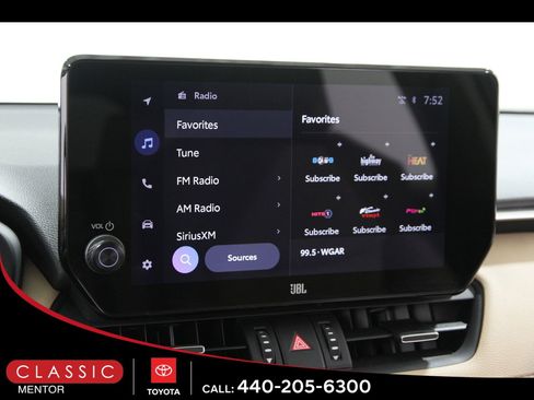 Used 2025 Toyota RAV4 Limited image 12