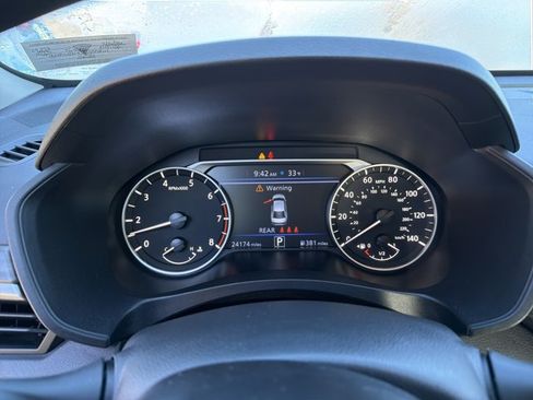 Used 2025 Nissan Altima 2.5 SV image 17